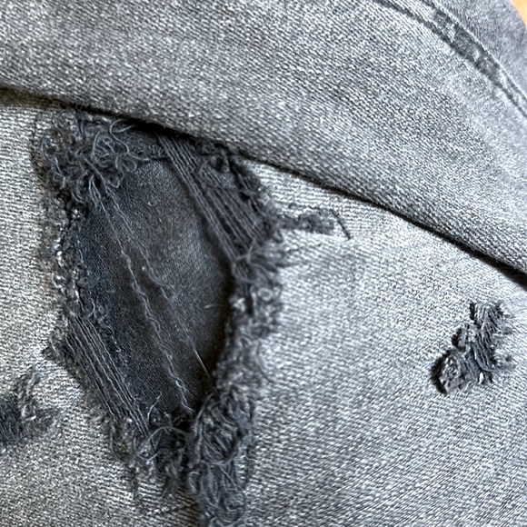 No Bo high rise distressed jeans - Picture 2 of 2